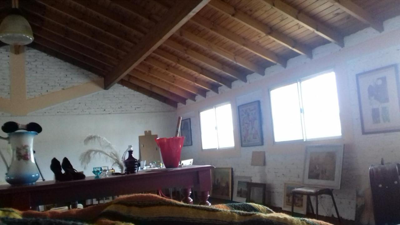 La Casa De Los Murales Avellaneda  Extérieur photo